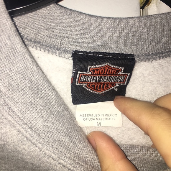 Harley Davidson sweatshirt - Picture 2 of 3